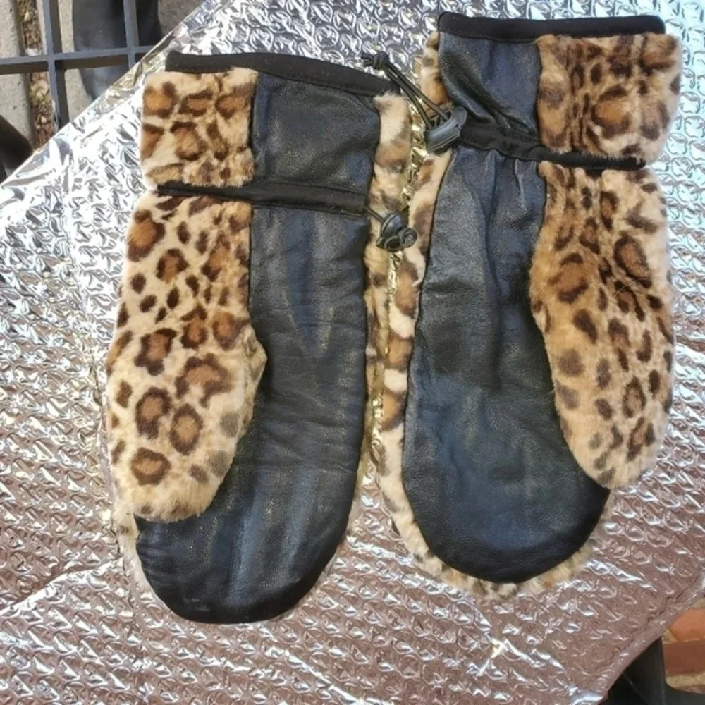 Wilson's‎ House of Leather/faux fur mittens